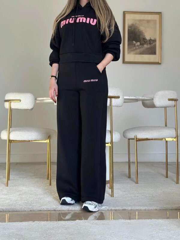 سوت ملتون (Miu Miu)